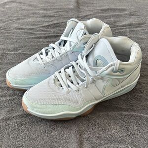 Nike GT hustle 3 basketball shoes